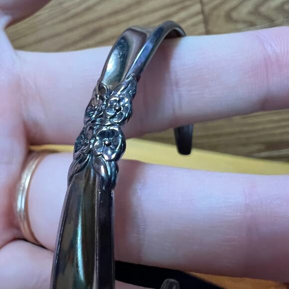 Vintage Handmade Bracelet Silver Tone Made From Rogers Silverware Unique Jewelry - Picture 6 of 8
